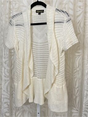 Absolutely Famous White Crochet Knit Cardigan Shirt Sleeve M